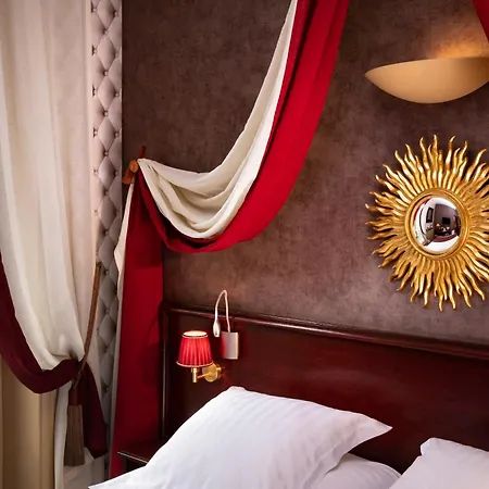 ブリタニーク ホテル 3*