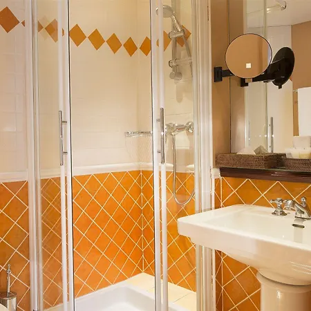 ブリタニーク ホテル パリ