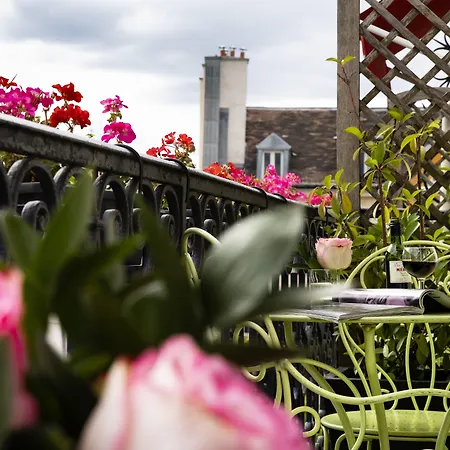 ホテル ブリタニーク パリ