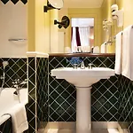 Hotel Britannique Paris