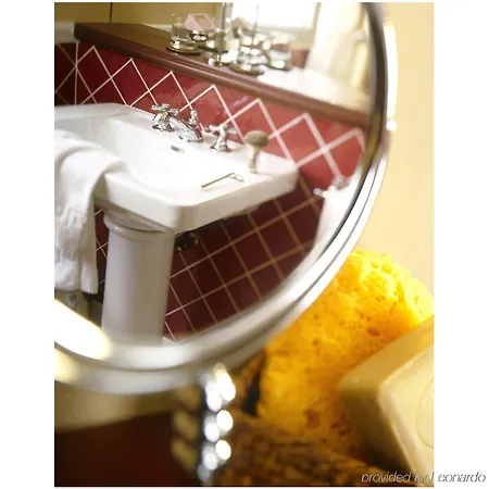 فندق بريتانيك 3*